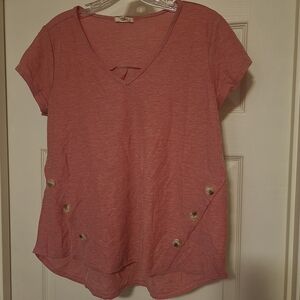 Linen Red Relaxed V-Neck Short-Sleeve with Decorative Buttons